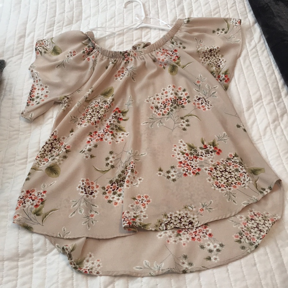 Off the shoulder sheer flower top